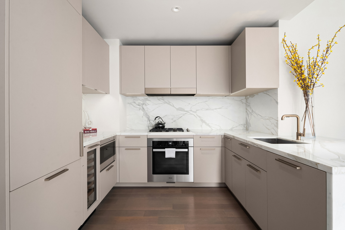 305 East 51st Street, Unit 5F Manhattan, NY 10022 - Photo 6 of 29