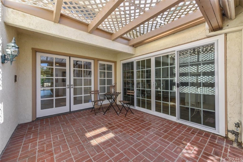 48 Sunlight Irvine, CA 92603 - Photo 2 of 60