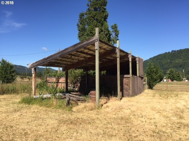 501 Reston Road Tenmile, OR 97481 - Photo 1 of 13