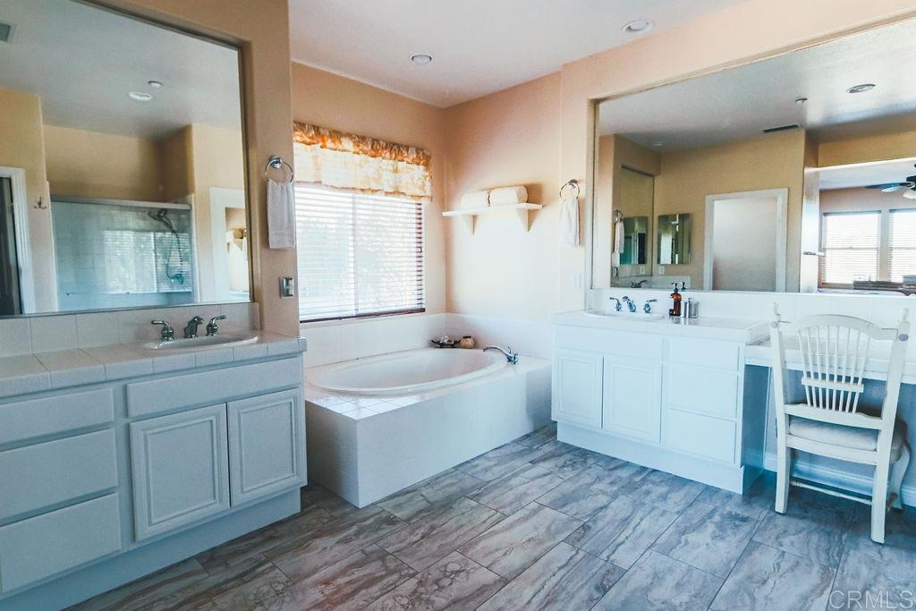 934 Inverlochy Drive Fallbrook, CA 92028 - Photo 16 of 25