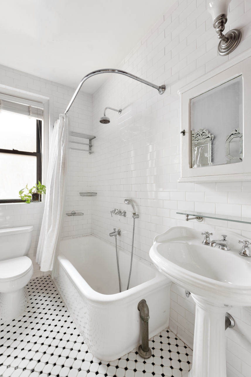 161 West 75th Street, Unit 15C Manhattan, NY 10023 - Photo 7 of 9