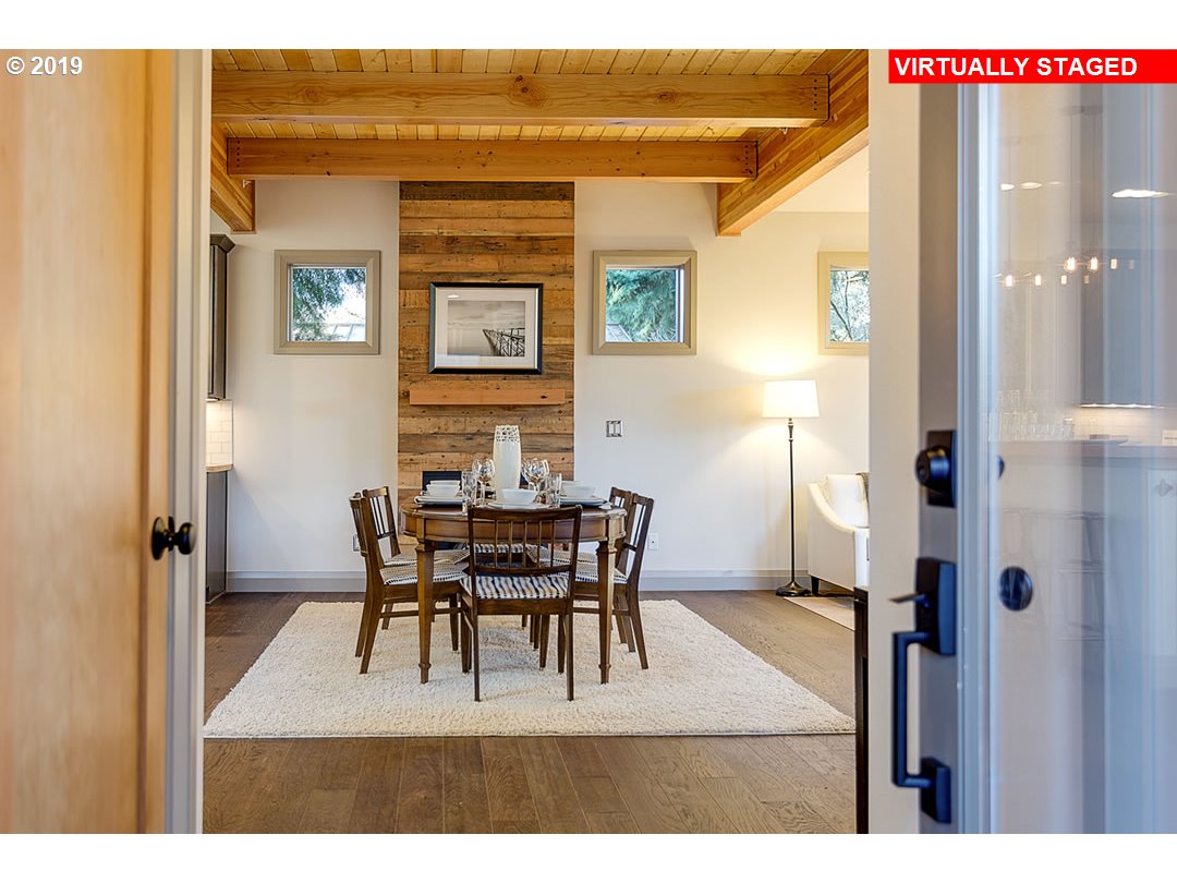 7655 Southeast Sherman Street Portland, OR 97215 - Photo 4 of 32