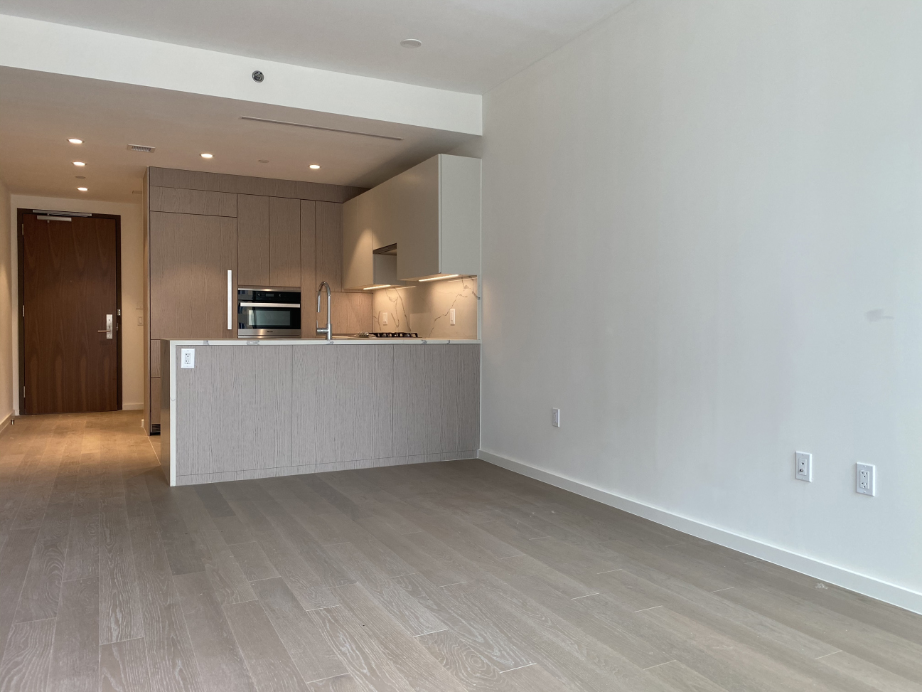 133-27 39th Avenue, Unit 6T Queens, NY 11354 - Photo 7 of 13