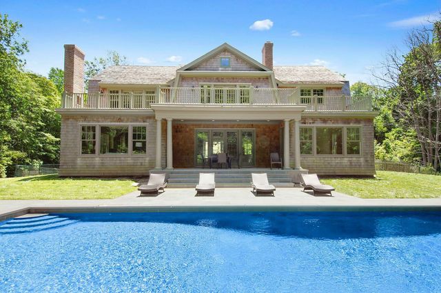 6 Southwood Court, Amagansett, NY 11930 Compass