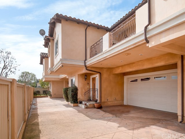 2302 Grant Avenue, Unit 2 Redondo Beach, CA 90278 - Photo 27 of 29 Two car garage with ample storage