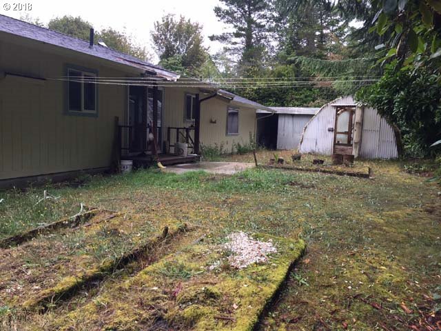 83150 Clear Lake Road Florence, OR 97439 - Photo 26 of 29