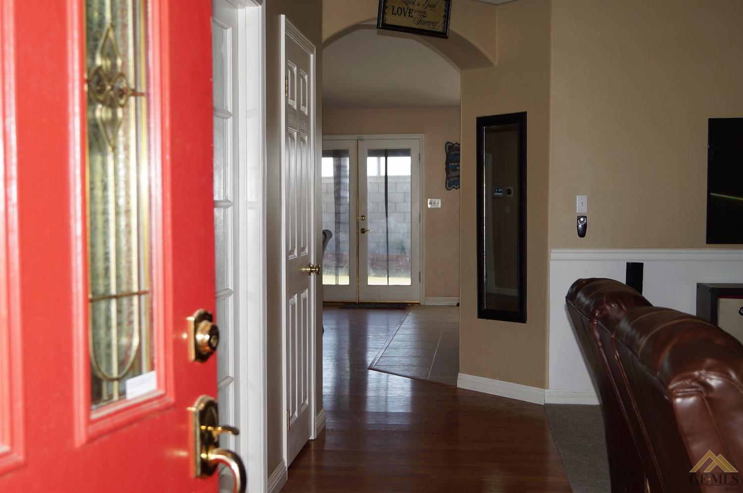 5407 Spring Flower Way Bakersfield, CA 93313 - Photo 3 of 21