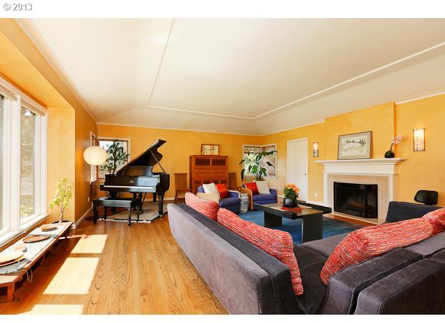 1755 Southwest High Street Portland, OR 97201 - Photo 2 of 16 Gallery Image 2