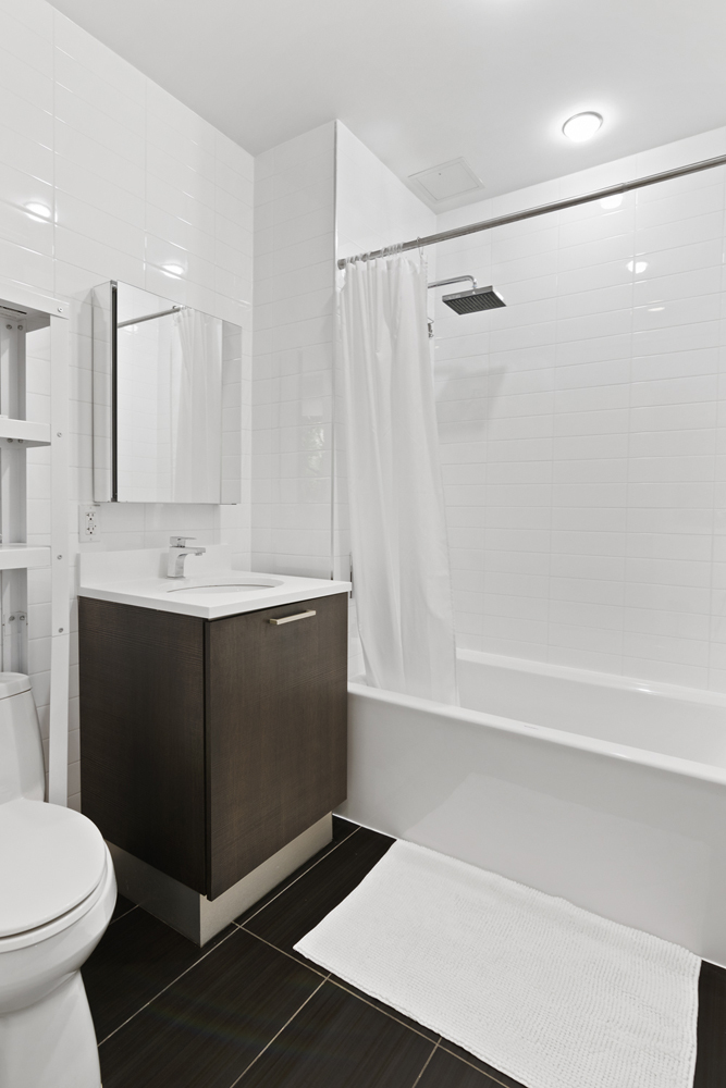 42-77 Hunter Street, Unit 3B Queens, NY 11101 - Photo 2 of 3