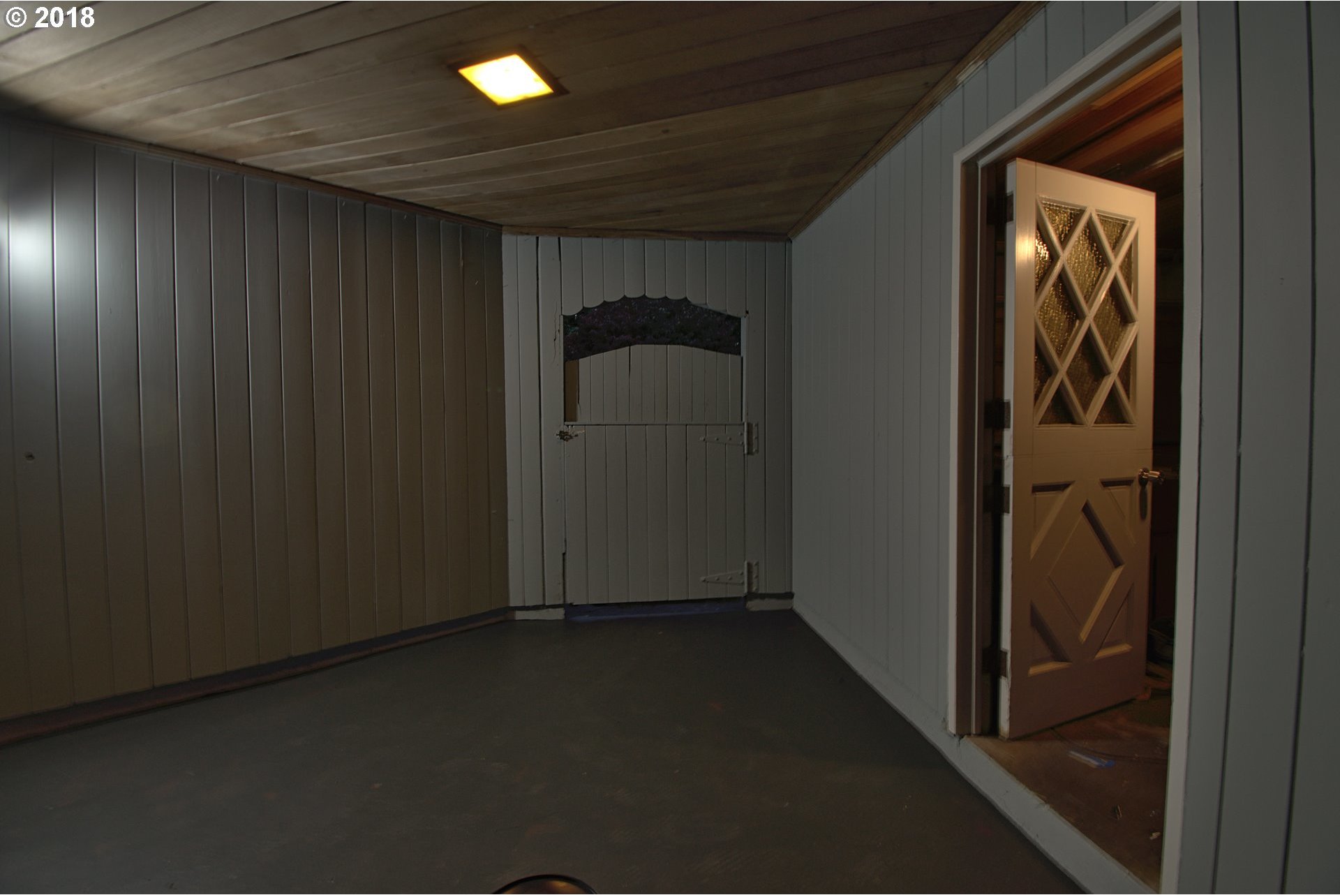 5095 Southwest Barnes Road Portland, OR 97221 - Photo 21 of 29