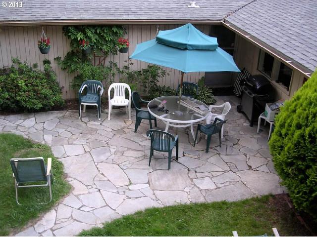 11180 Northwest Old Cornelius Pass Road Portland, OR 97231 - Photo 12 of 16 Gallery Image 12