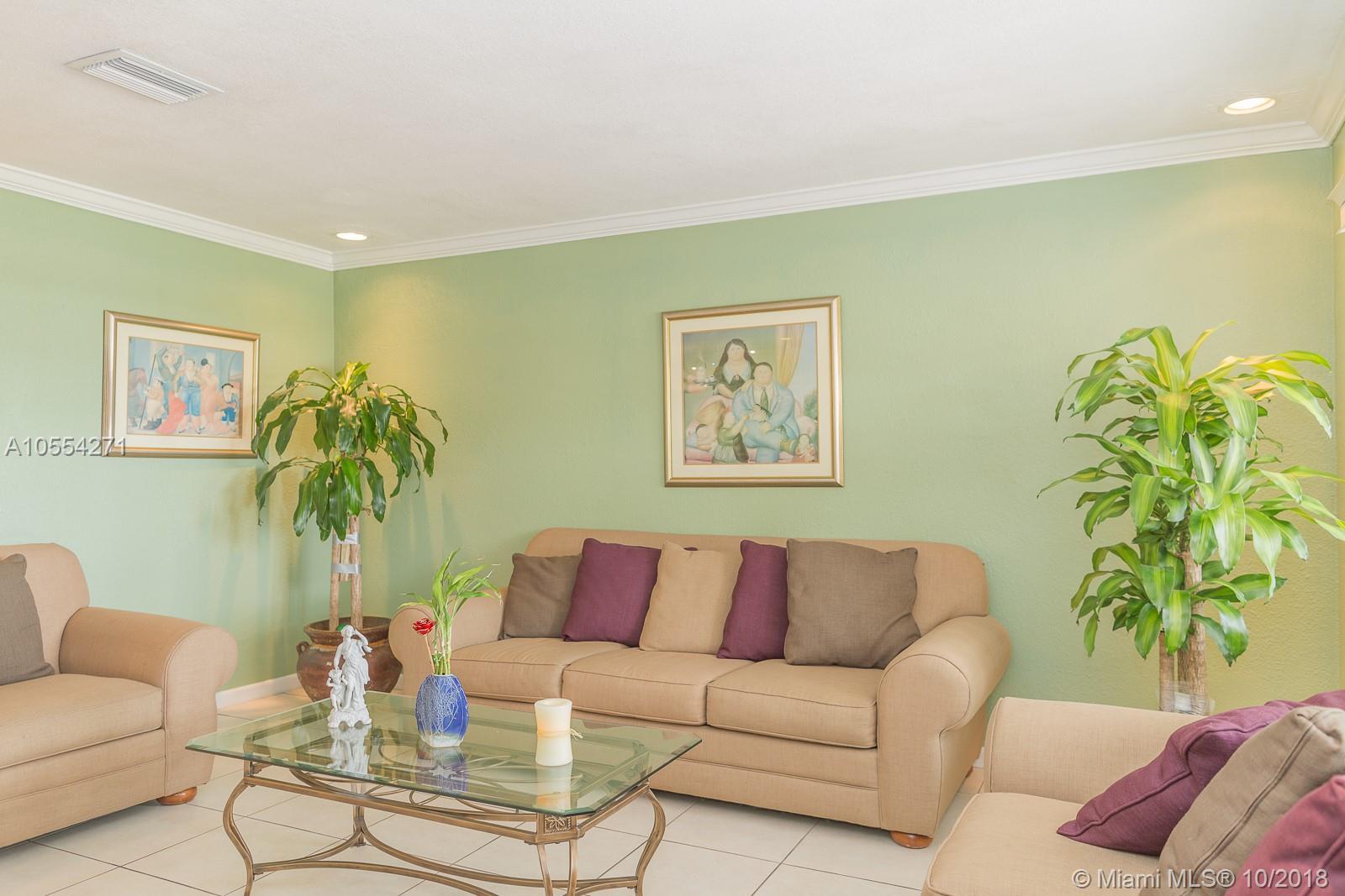 5524 Garfield Street Hollywood, FL 33021 - Photo 8 of 60