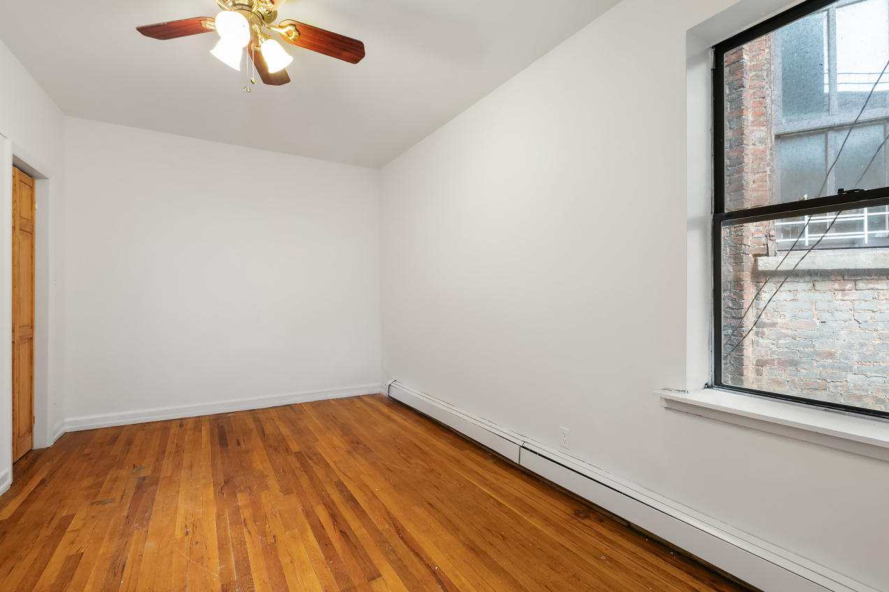 275 West 4th Street, Unit 2 Manhattan, NY 10014 - Photo 5 of 9