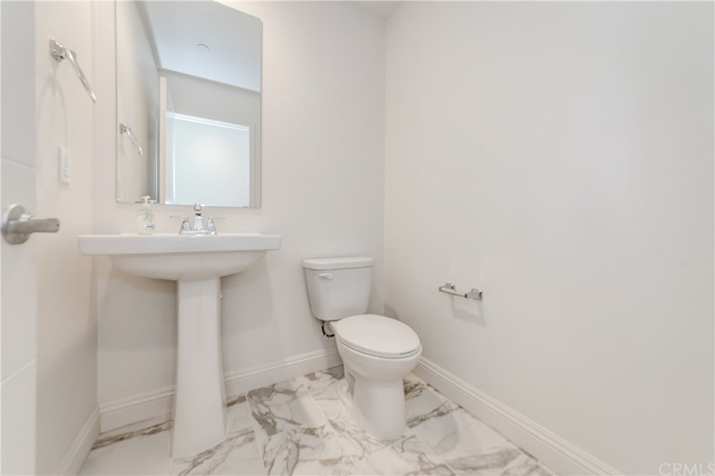 5816 Spring Street Buena Park, CA 90621 - Photo 20 of 48