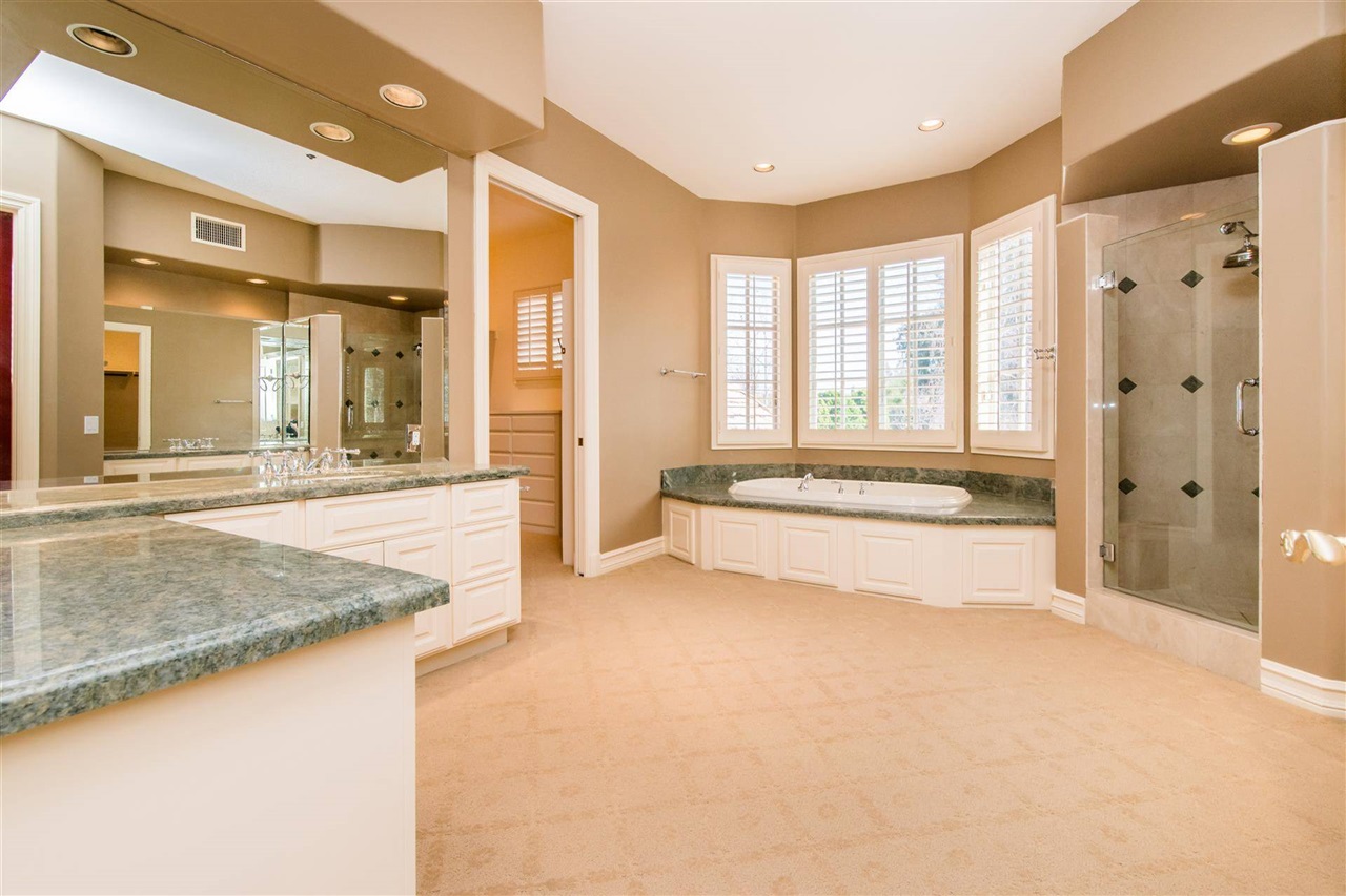 17538 Circa Oriente Rancho Santa Fe, CA 92067 - Photo 15 of 25