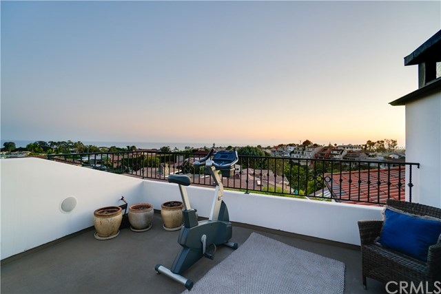 420 De Sola Terrace Corona del Mar, CA 92625 - Photo 17 of 19