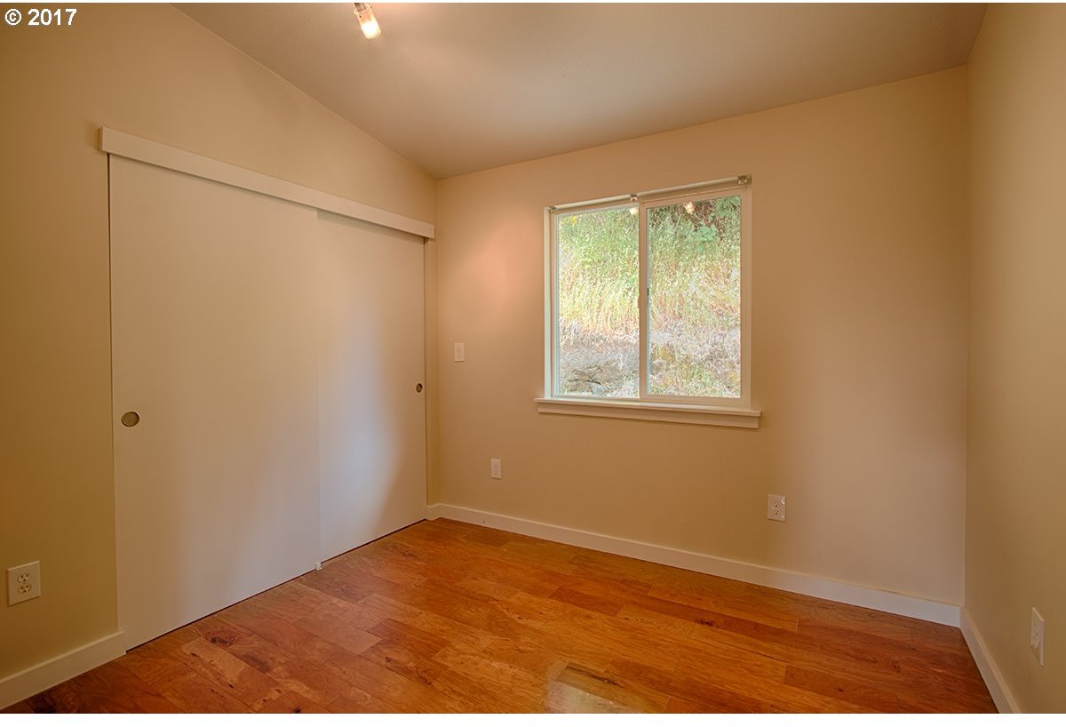 94378 Coldiron Hill Road Gold Beach, OR 97444 - Photo 3 of 22 Gallery Image 3