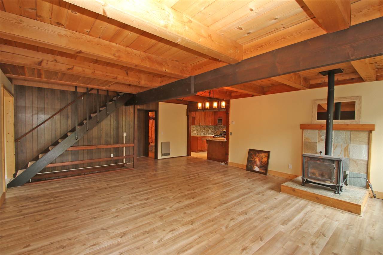 11384 Beacon Road Truckee, CA 96161 - Photo 8 of 14