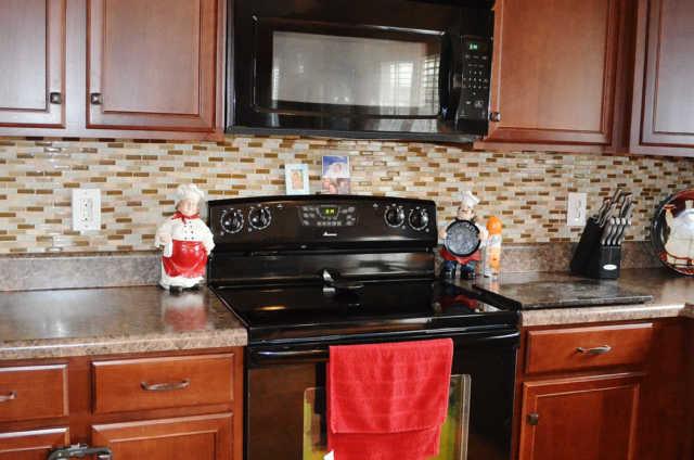1949 Patton Road Clarksville, TN 37042 - Photo 11 of 30 Backsplash