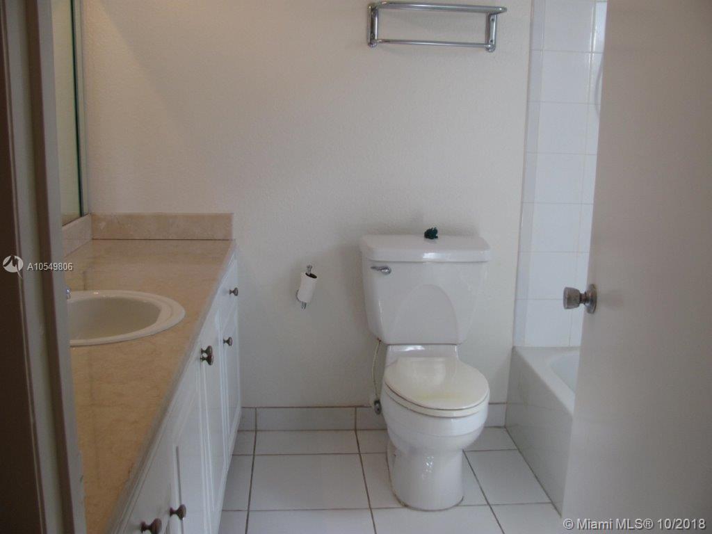 123 Southwest 17th Road, Unit 103 Miami, FL 33129 - Photo 9 of 20