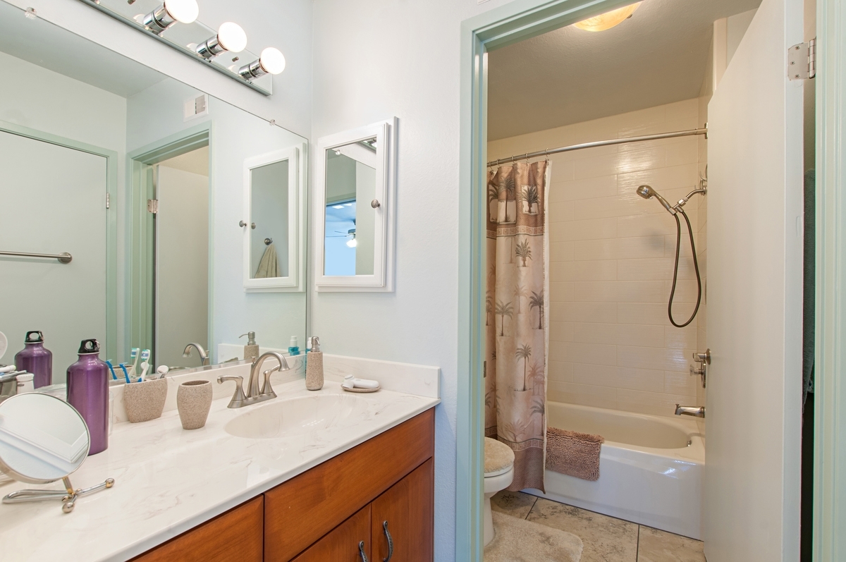 9050 Fanita Rancho Road Santee, CA 92071 - Photo 15 of 24 Gallery Image 15