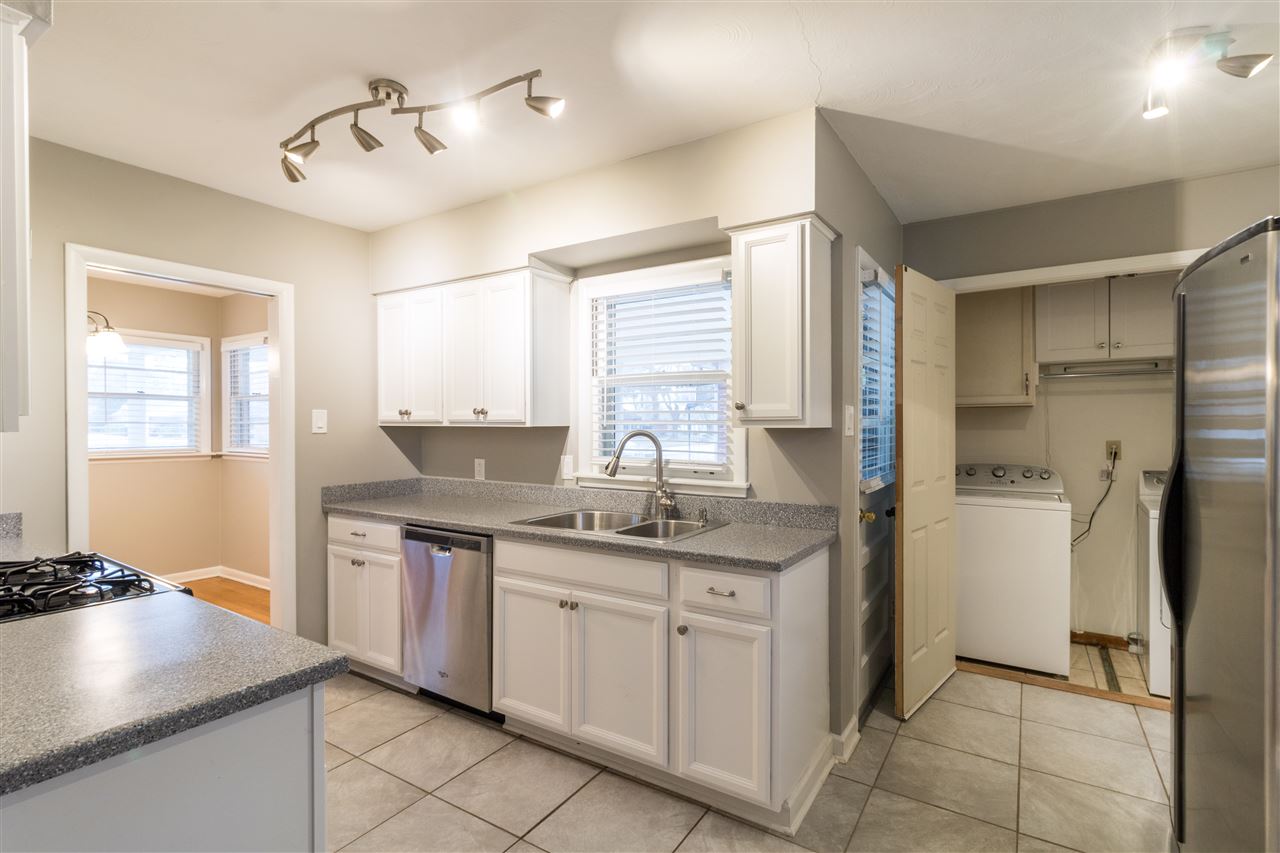 278 North Yates Road Memphis, TN 38120 - Photo 8 of 17