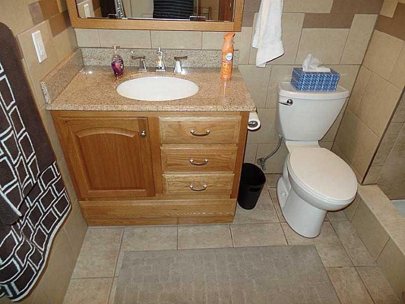 280 Racquet Club Road, Unit 102 Weston, FL 33326 - Photo 14 of 35