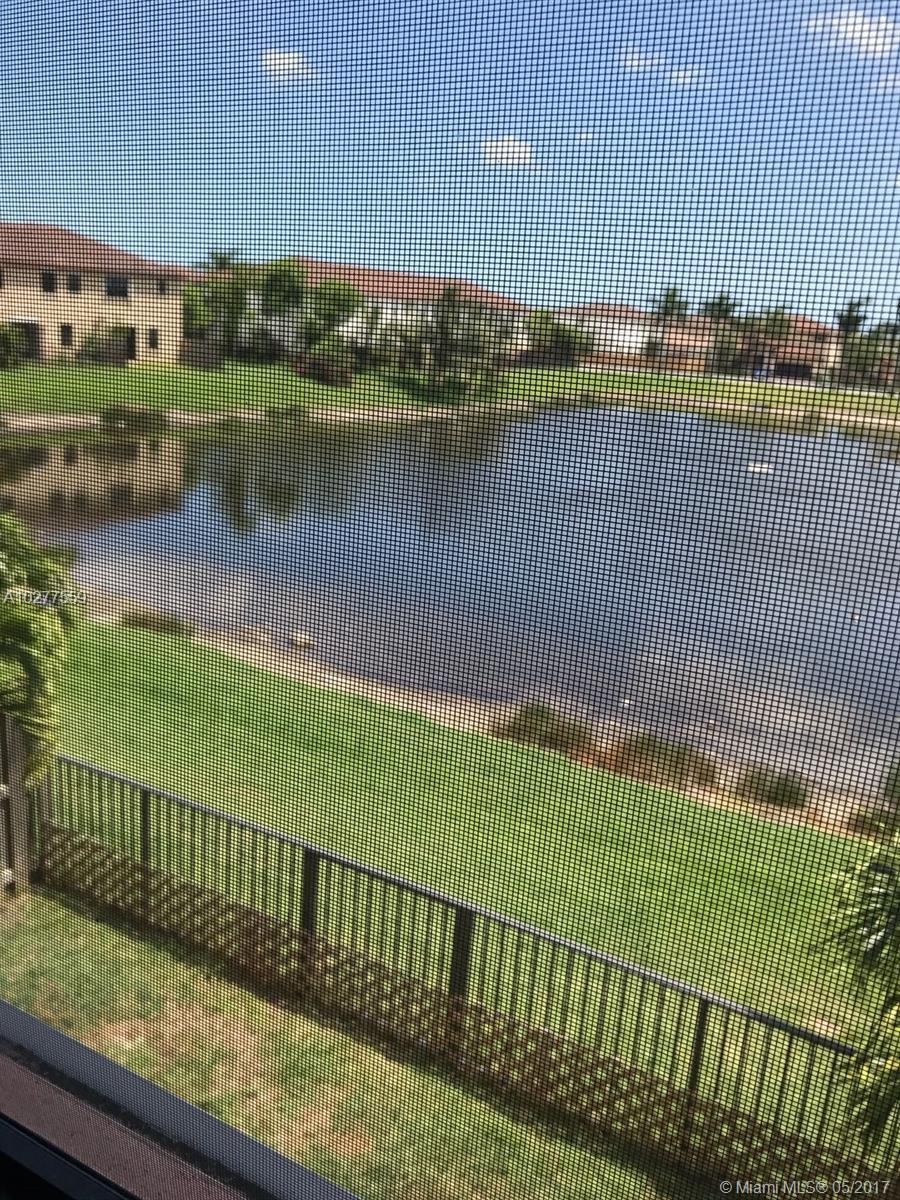 16454 Southwest 42nd Terrace Miami, FL 33185 - Photo 14 of 17