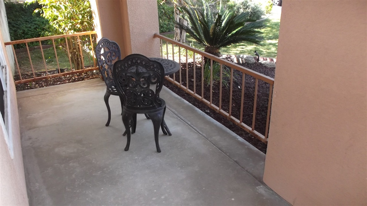 562 Fern Ridge Court Oceanside, CA 92058 - Photo 15 of 25 Gallery Image 15