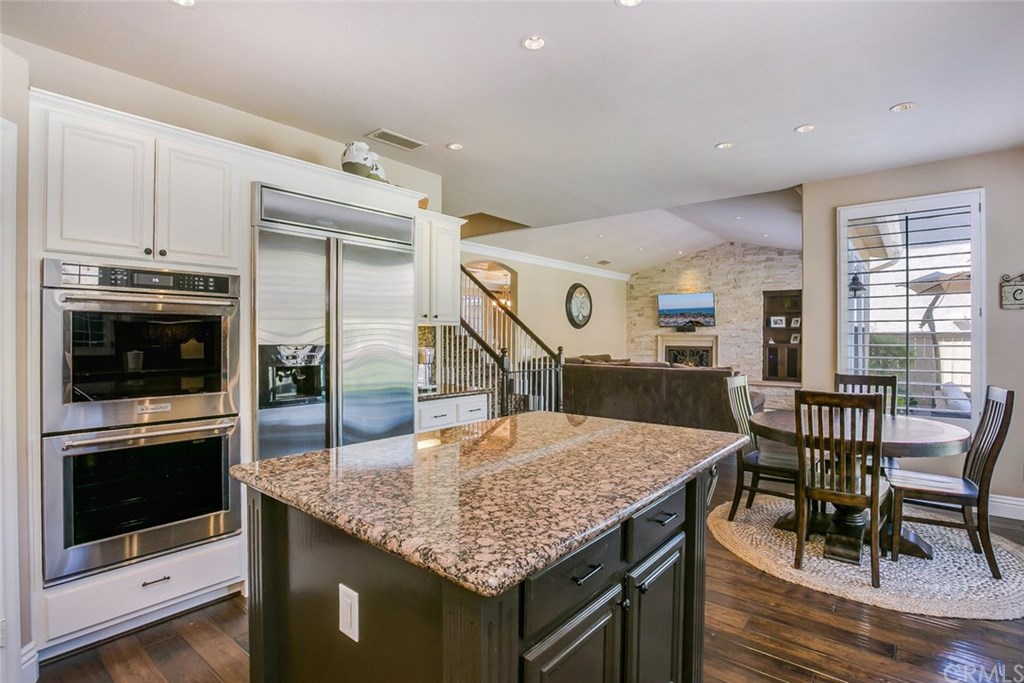 46 Rolling Ridge Rancho Santa Margarita, CA 92688 - Photo 5 of 26 Top of the line appliances and materials give a warm, comfortable feel.