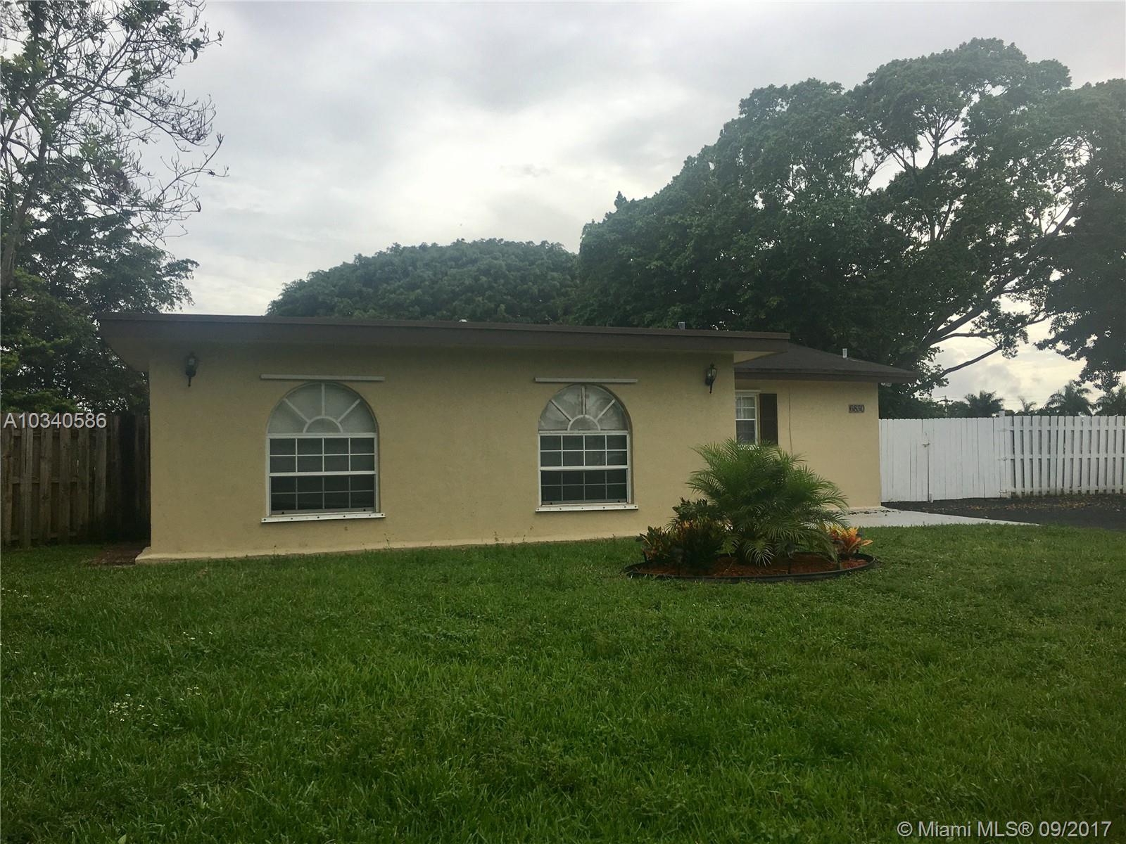 6830 Northwest 81st Street Tamarac, FL 33321 - Photo 17 of 17