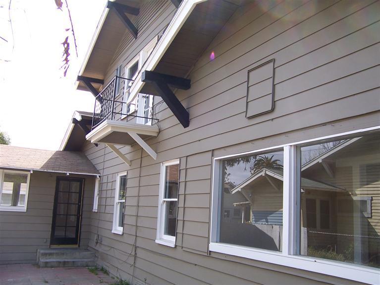 2020 B Street Bakersfield, CA 93301 - Photo 3 of 15