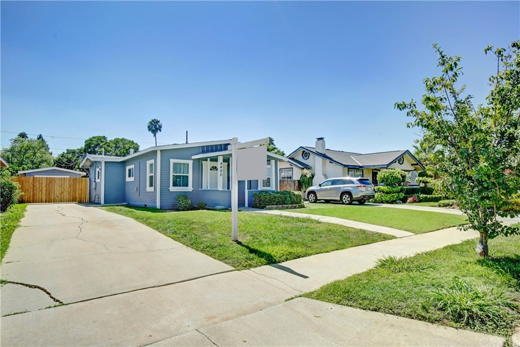 4490 Highland Place Riverside, CA 92506 - Photo 2 of 14