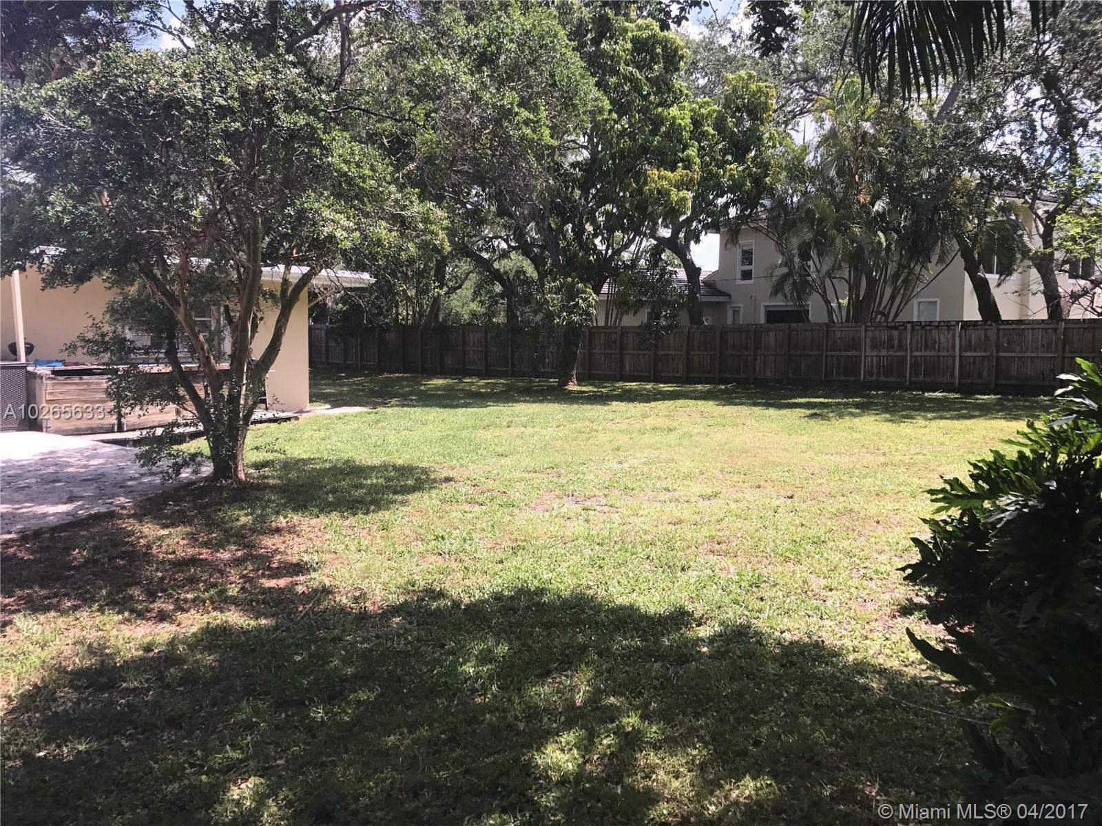 5900 Rolling Rd Drive Pinecrest, FL 33156 - Photo 11 of 12