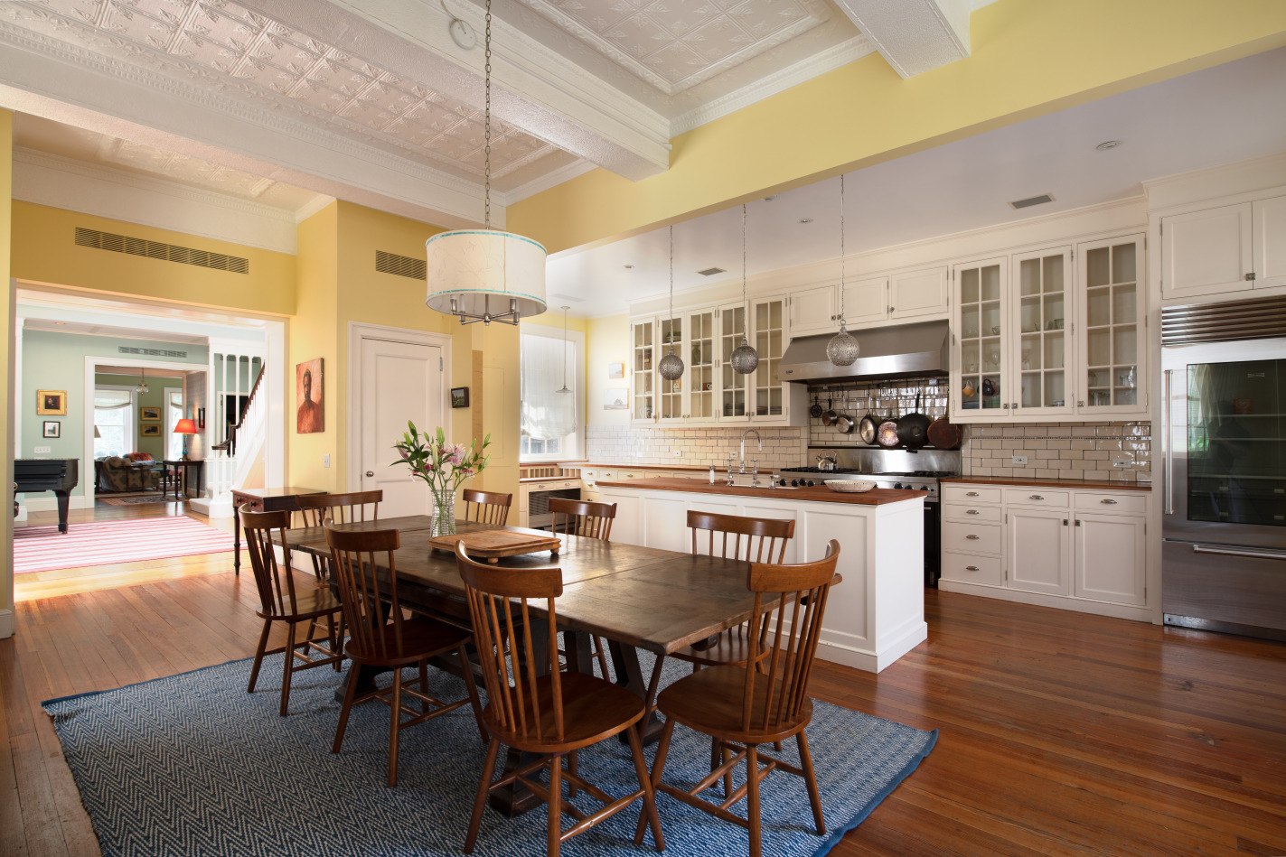 167 East 69th Street Manhattan, NY 10021 - Photo 2 of 27