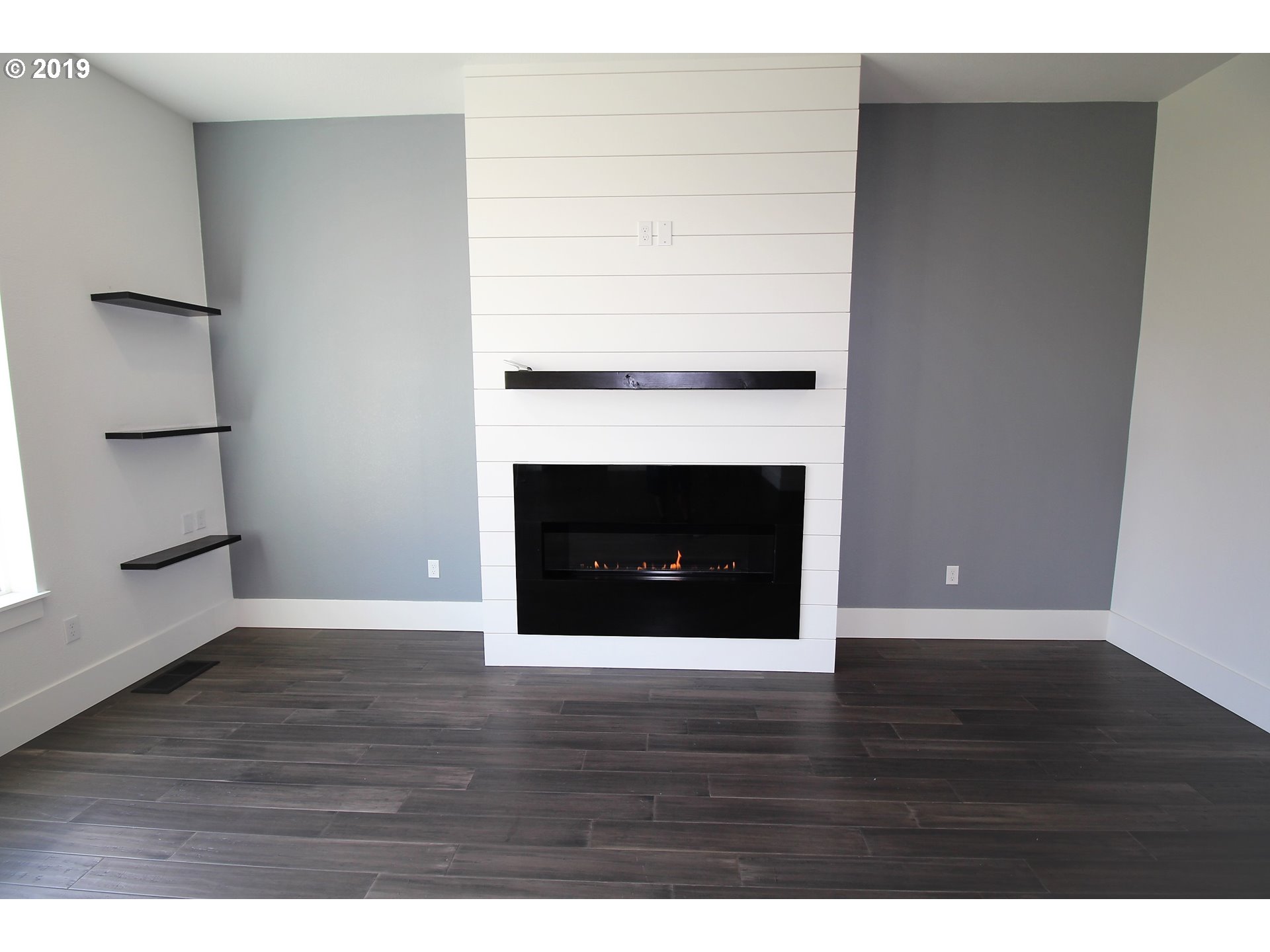 5334 Southeast Rural Street Portland, OR 97206 - Photo 9 of 32 Gallery Image 9