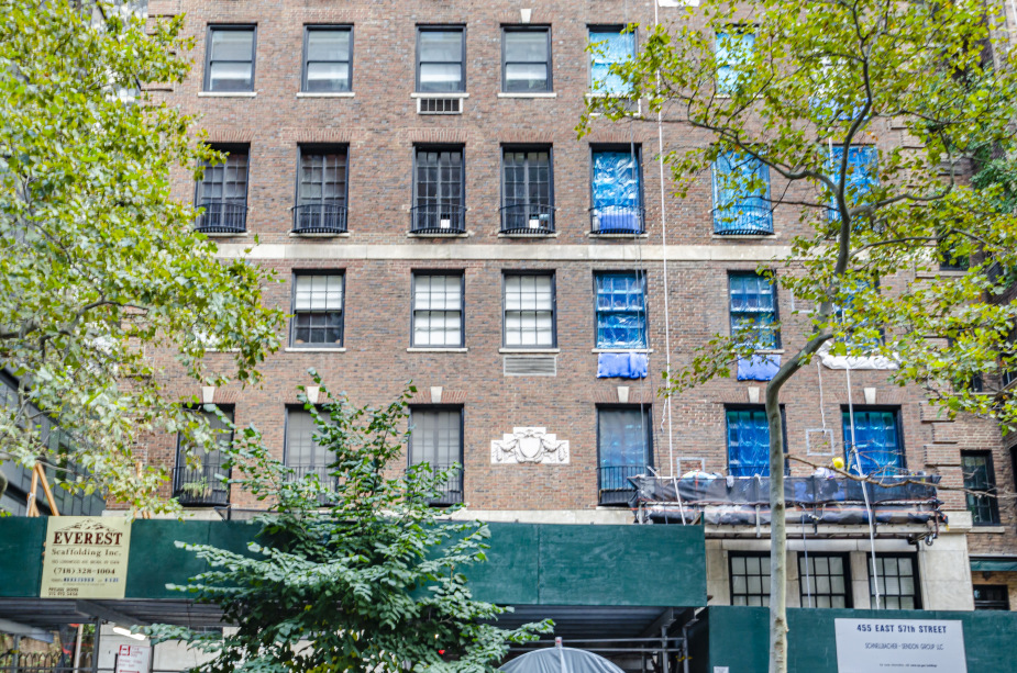 447 E 57th St, Manhattan, NY 10022 - Photo 2 of 4