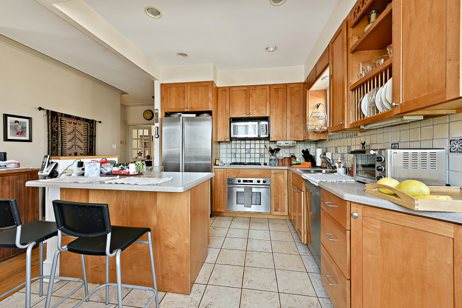 275 College Road, Unit Undisclosed Bronx, NY 10471 - Photo 8 of 26