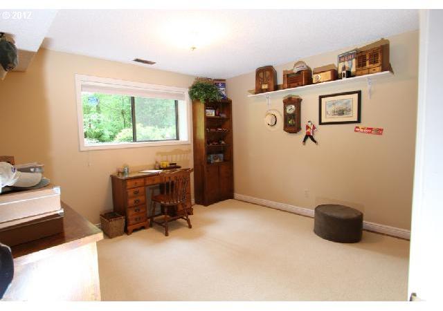 19384 Southwest Lebeau Road Sherwood, OR 97140 - Photo 6 of 16 Gallery Image 6