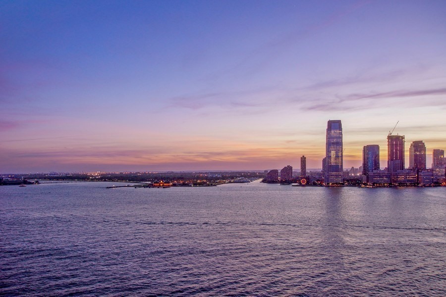 200 Rector Place, Unit 36E Manhattan, NY 10280 - Photo 10 of 12