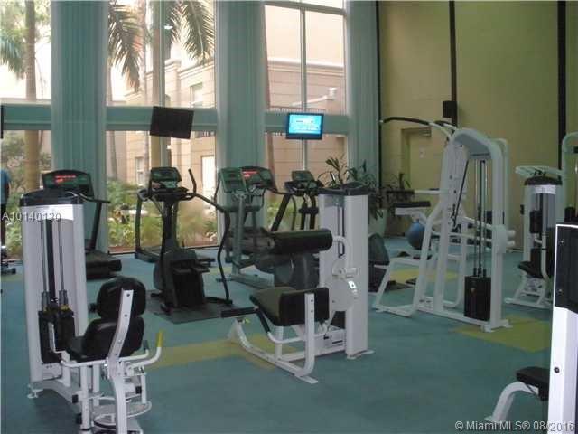 17150 North Bay Road, Unit 2511 Sunny Isles Beach, FL 33160 - Photo 13 of 19