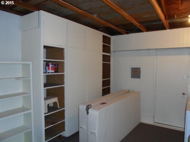 1789 Umpqua Road Woodburn, OR 97071 - Photo 10 of 15 Gallery Image 10