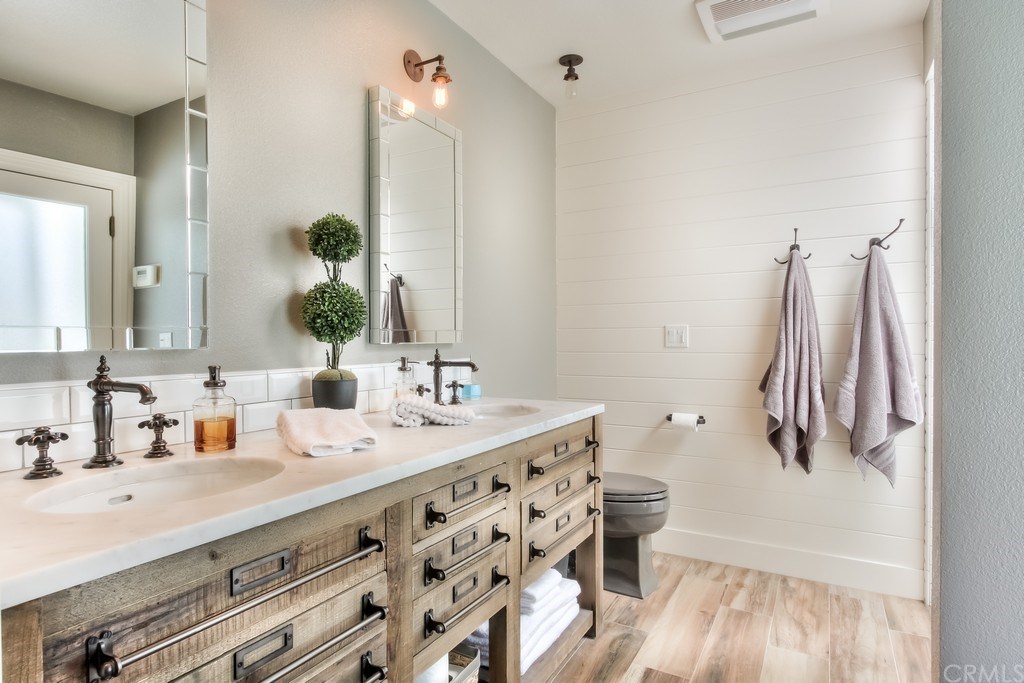 18992 Castlegate Lane North Tustin, CA 92705 - Photo 40 of 62