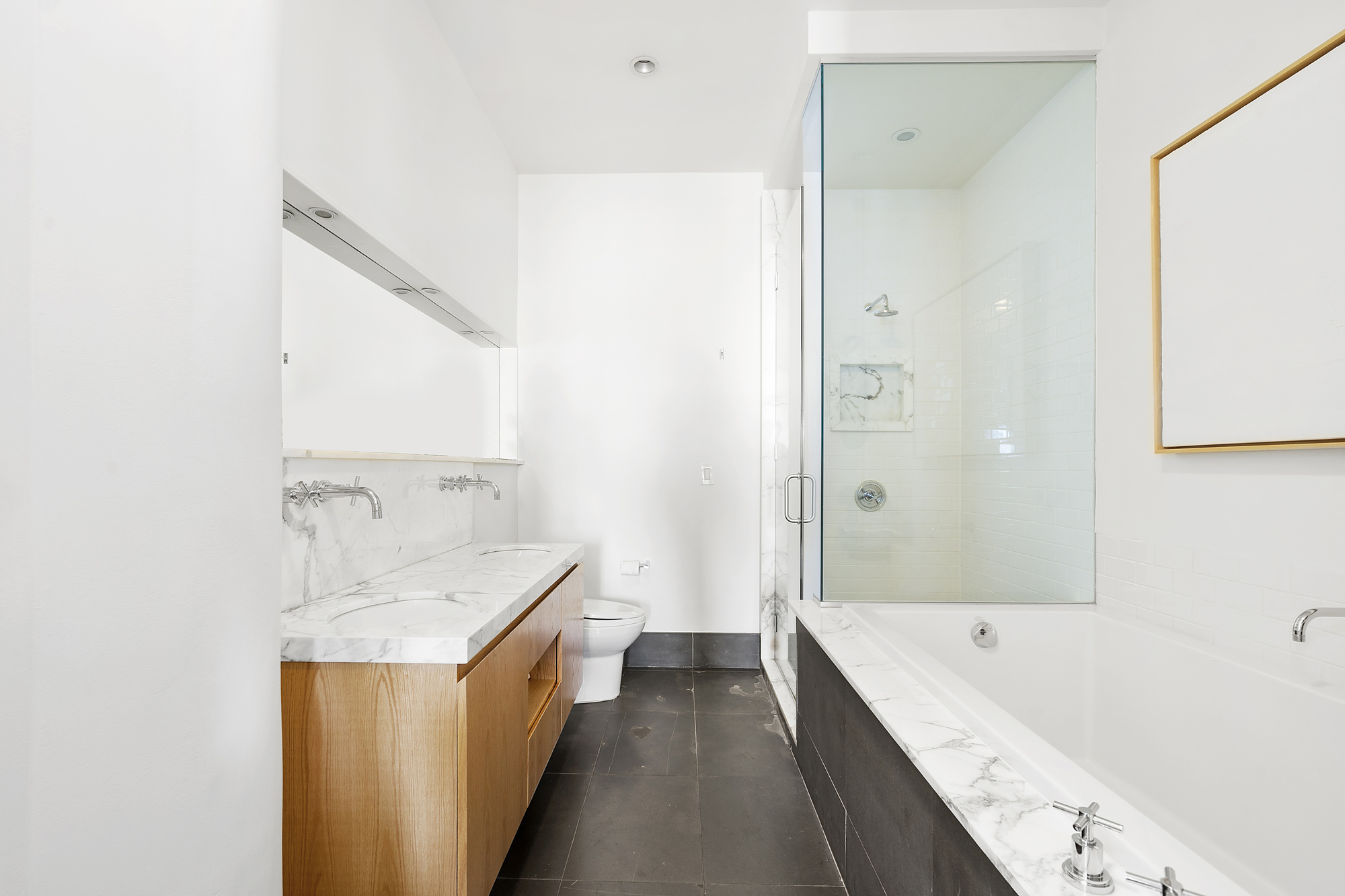 60 Broadway, Unit 8H Brooklyn, NY 11249 - Photo 5 of 11