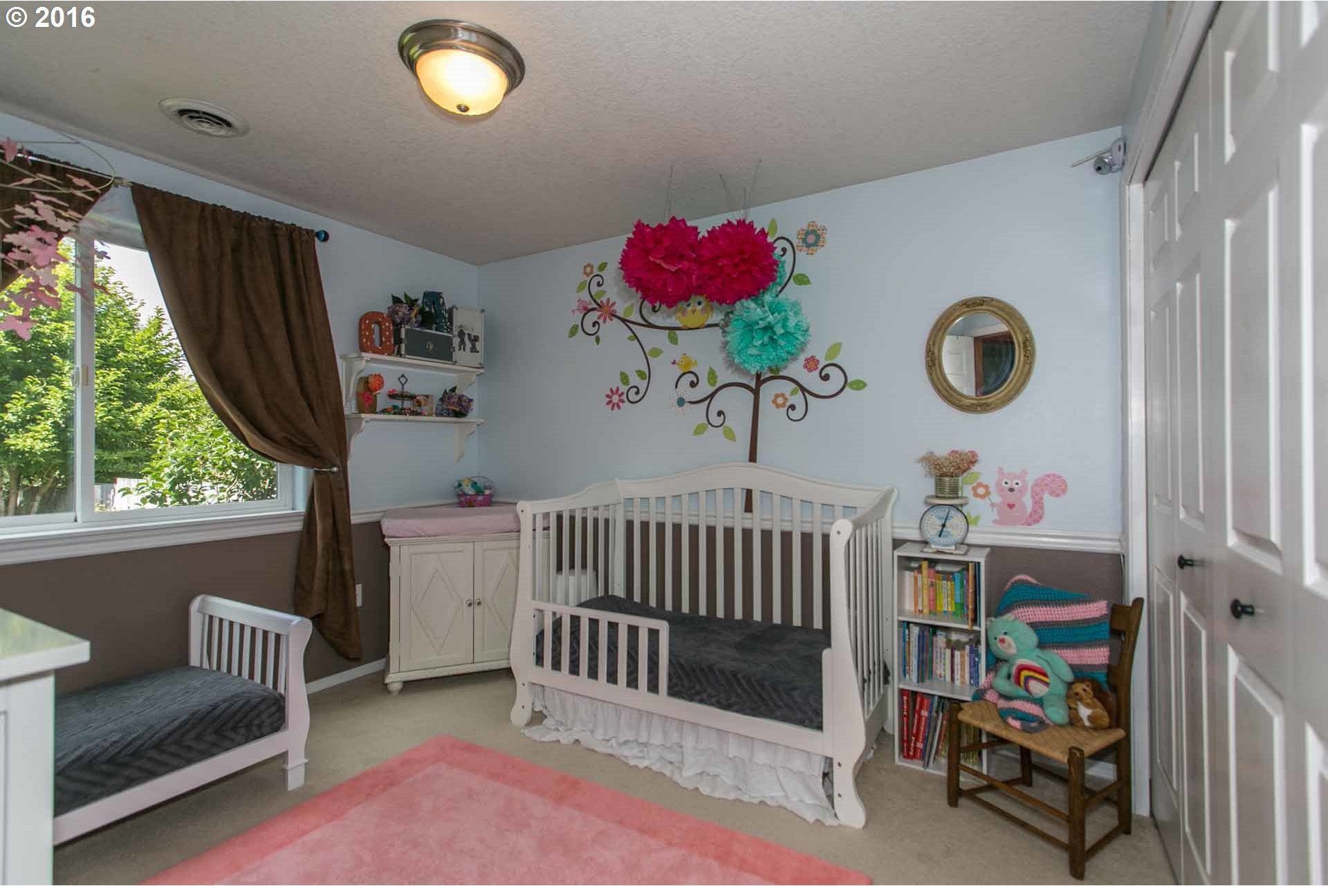 22515 Southwest Murdock Road Sherwood, OR 97140 - Photo 6 of 23 Gallery Image 6