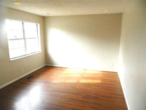 3256 New Towne Road Antioch, TN 37013 - Photo 2 of 28 Living room