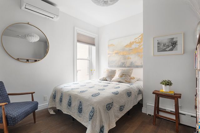 $839,000 | 153 Clinton Avenue, Unit 3B | Clinton Hill