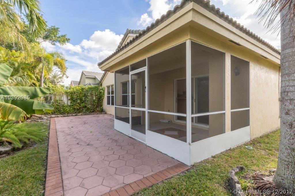 9891 Red Heart Lane Tamarac, FL 33321 - Photo 10 of 20