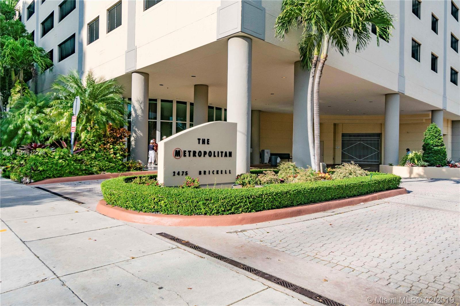 2475 Brickell Avenue, Unit 2003 Miami, FL 33129 - Photo 2 of 33