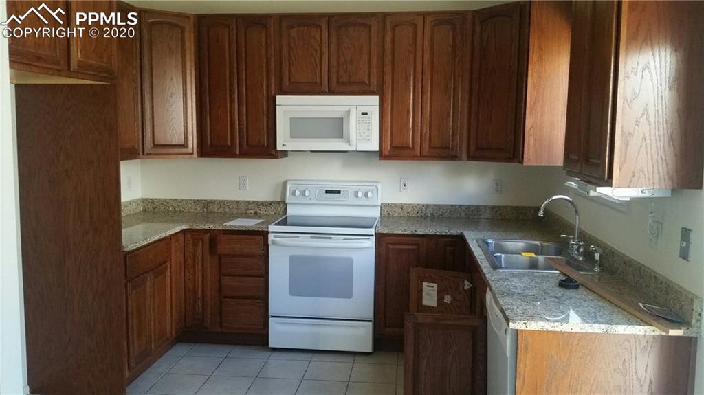 4672 Saddle Ridge Drive Colorado Springs, CO 80922 - Photo 2 of 21